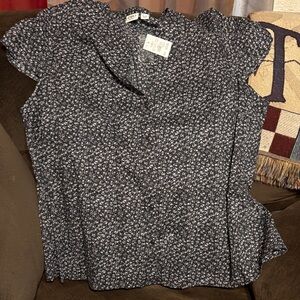 Apt. 9 Black and White Floral Blouse